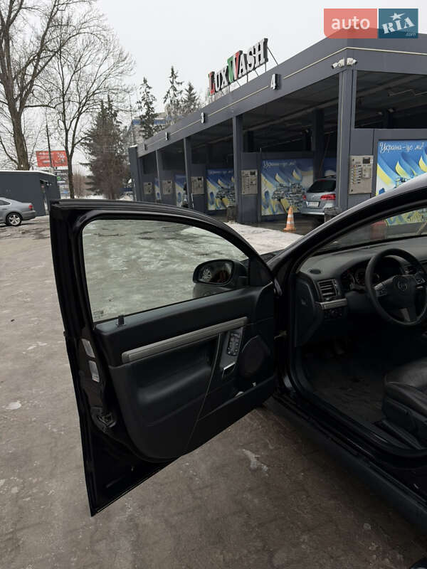 Универсал Opel Vectra 2008 в Тернополе