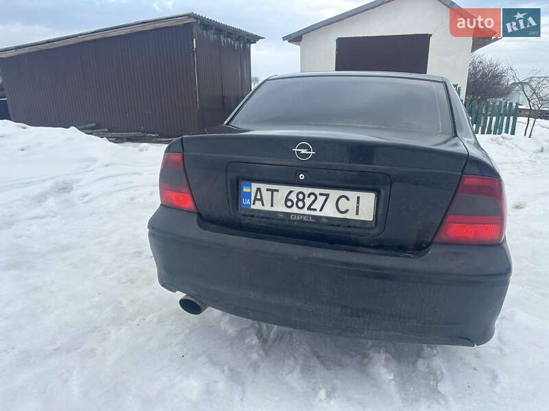Седан Opel Vectra 2001 в Ивано-Франковске