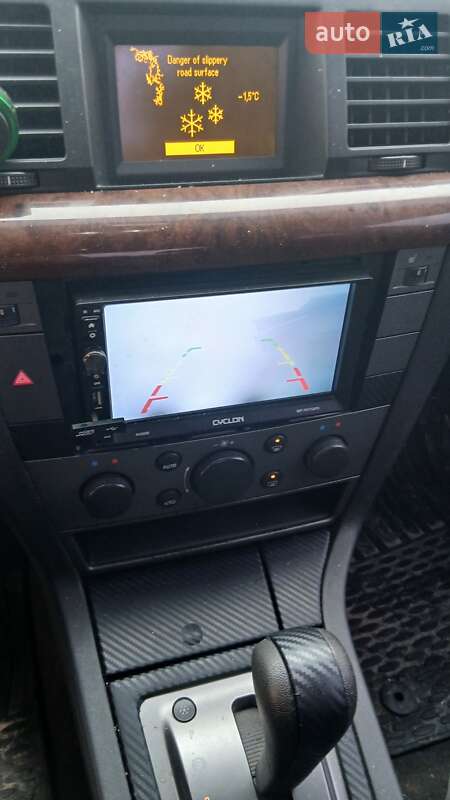 Седан Opel Vectra 2003 в Львове