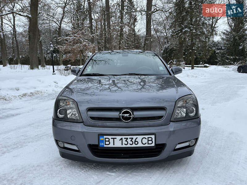Седан Opel Vectra 2005 в Львове