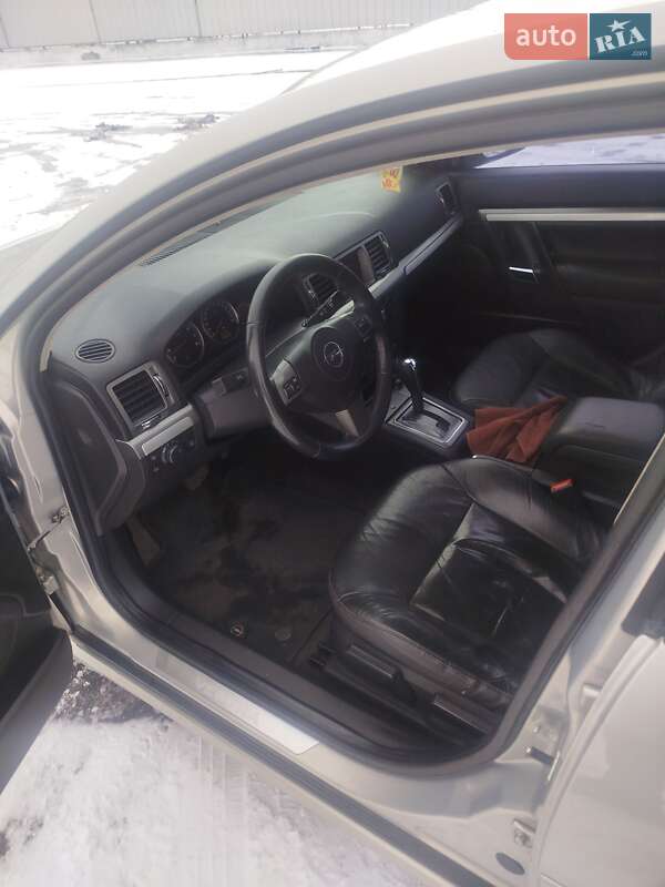 Седан Opel Vectra 2008 в Николаеве