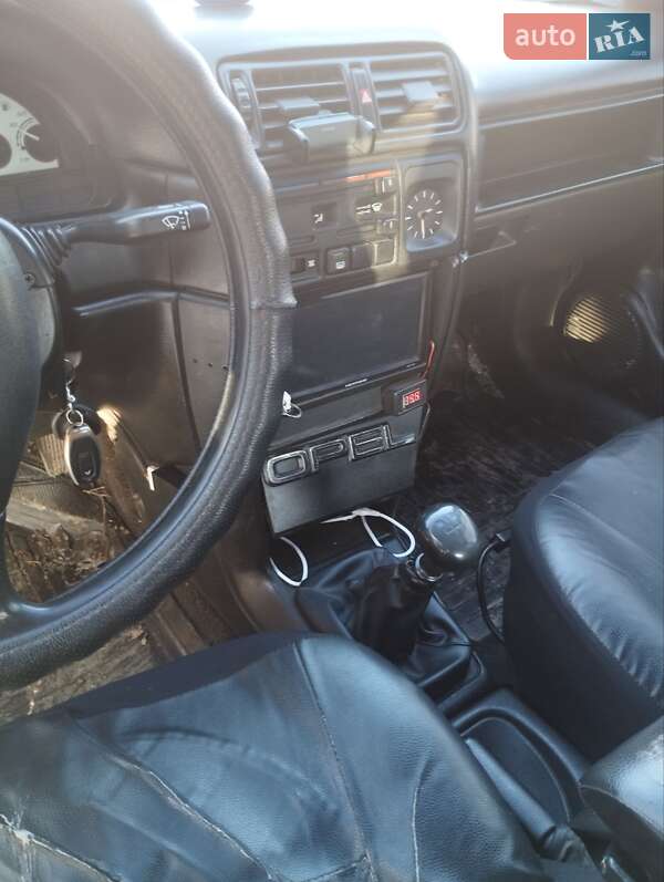Седан Opel Vectra 1991 в Глобине фото 8 Седан Opel Vectra 1991 в Глобине