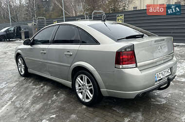 Лифтбек Opel Vectra 2005 в Ковеле