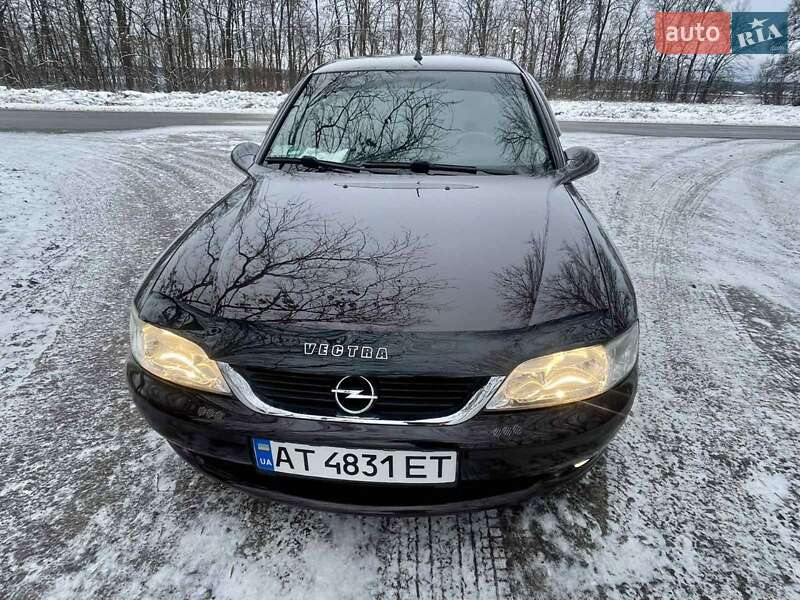 Седан Opel Vectra 2000 в Черновцах