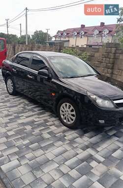 Седан Opel Vectra 2006 в Остроге
