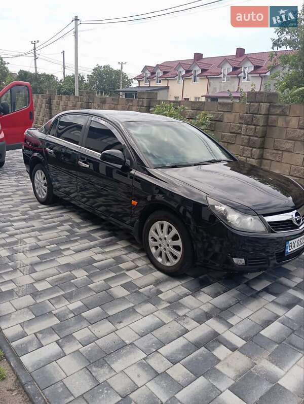 Седан Opel Vectra 2006 в Остроге