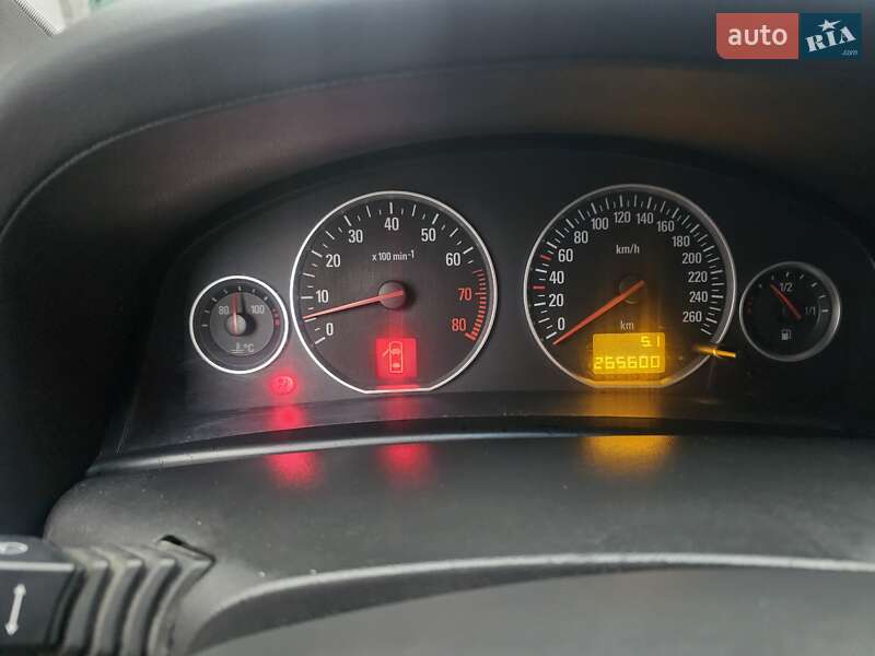 Седан Opel Vectra 2004 в Киеве фото 7 Седан Opel Vectra 2004 в Киеве