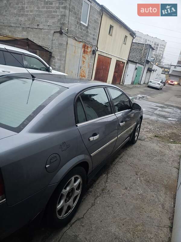 Седан Opel Vectra 2004 в Киеве фото 4 Седан Opel Vectra 2004 в Киеве
