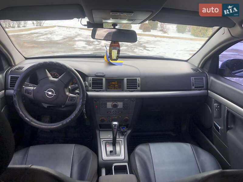 Универсал Opel Vectra 2005 в Николаеве