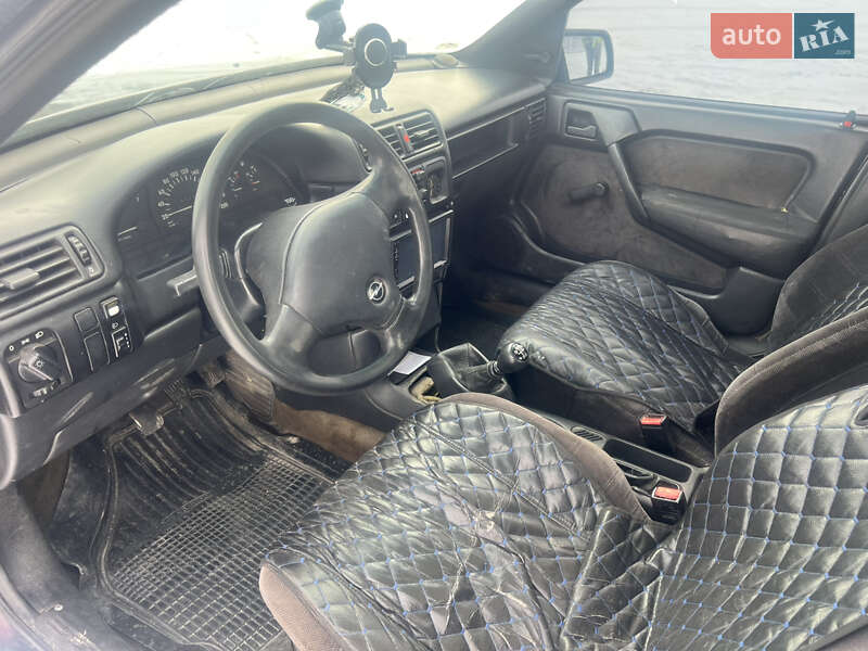 Седан Opel Vectra 1990 в Львове фото 15 Седан Opel Vectra 1990 в Львове
