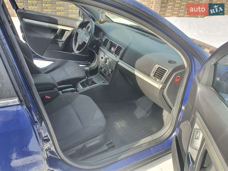 Универсал Opel Vectra 2006 в Ивано-Франковске