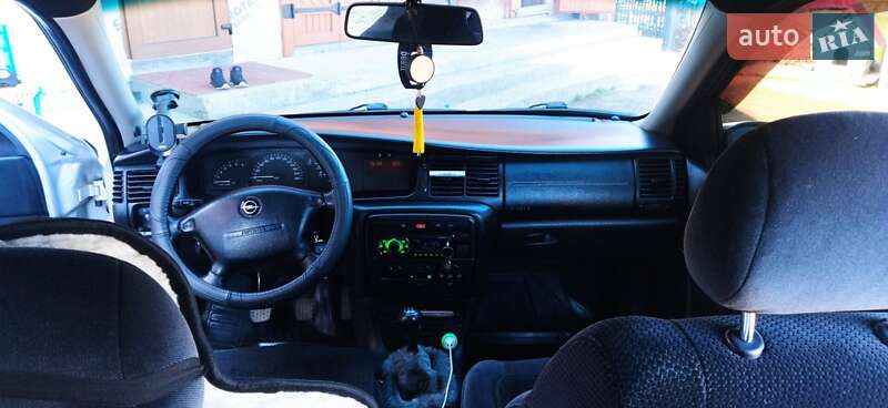 Ліфтбек Opel Vectra 2001 в Ворохті