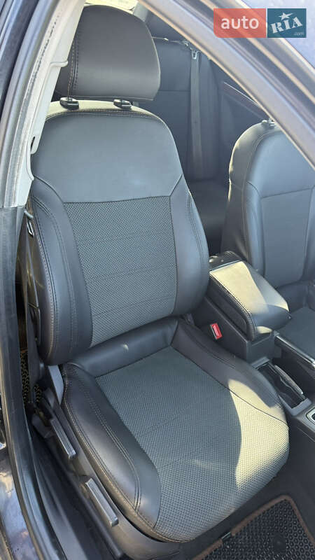 Седан Opel Vectra 2003 в Днепре фото 10 Седан Opel Vectra 2003 в Днепре