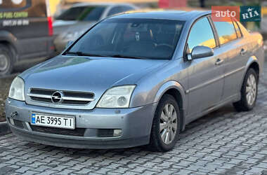 Седан Opel Vectra 2004 в Дніпрі
