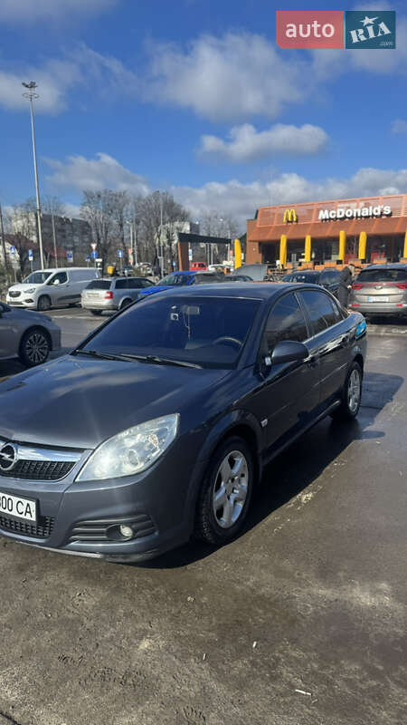Седан Opel Vectra 2007 в Львове