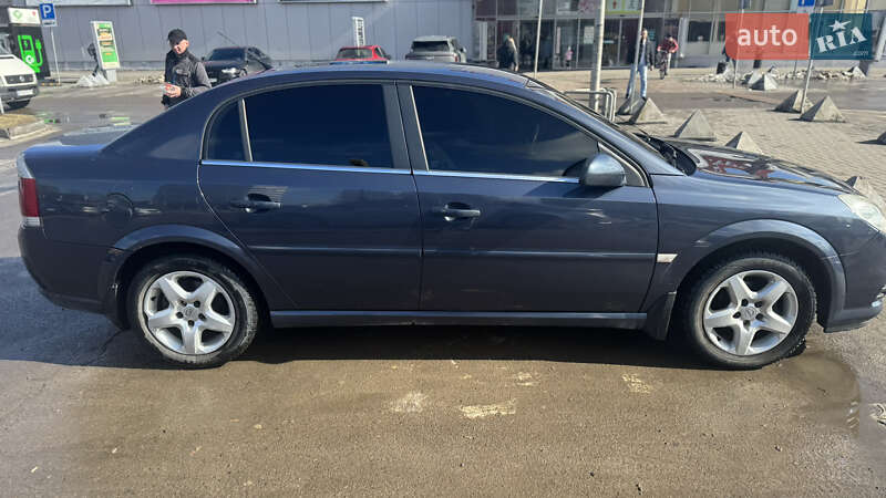 Седан Opel Vectra 2007 в Львове
