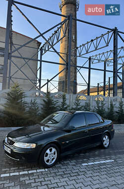 Седан Opel Vectra 2000 в Могилев-Подольске