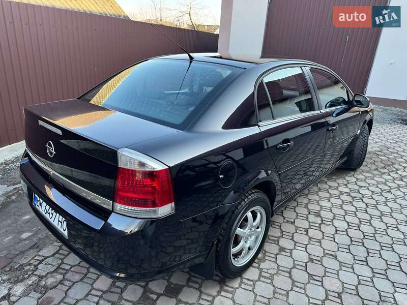 Седан Opel Vectra 2006 в Дубно