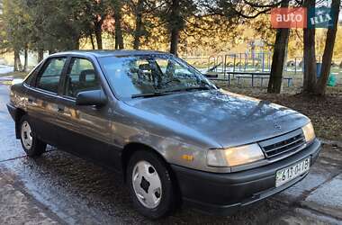 Седан Opel Vectra 1989 в Надвірній