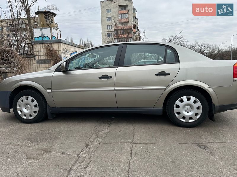 Седан Opel Vectra 2002 в Києві