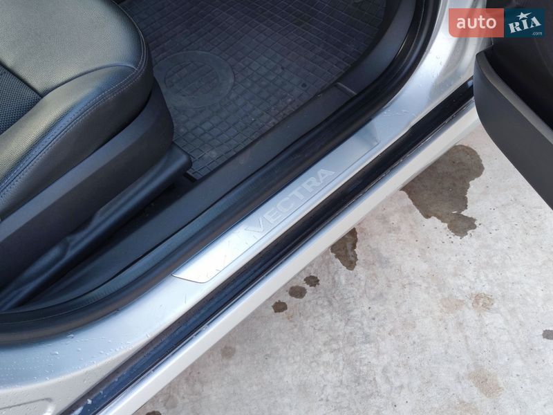 Седан Opel Vectra 2008 в Ужгороде