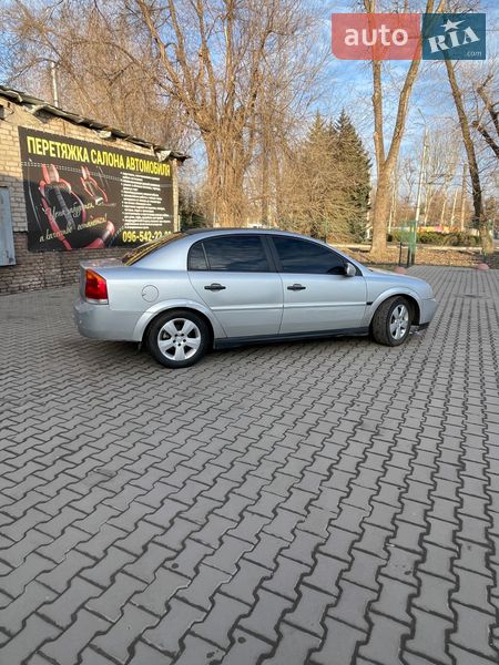 Седан Opel Vectra 2002 в Кривом Роге