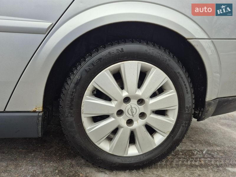 Седан Opel Vectra 2002 в Кременчуге