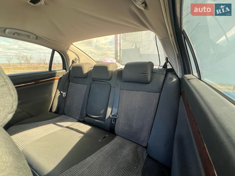 Седан Opel Vectra 2005 в Беляевке