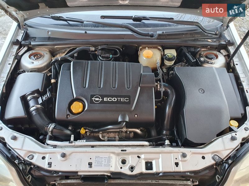 Универсал Opel Vectra 2004 в Стрые