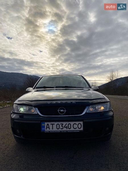 Седан Opel Vectra 2002 в Калуші