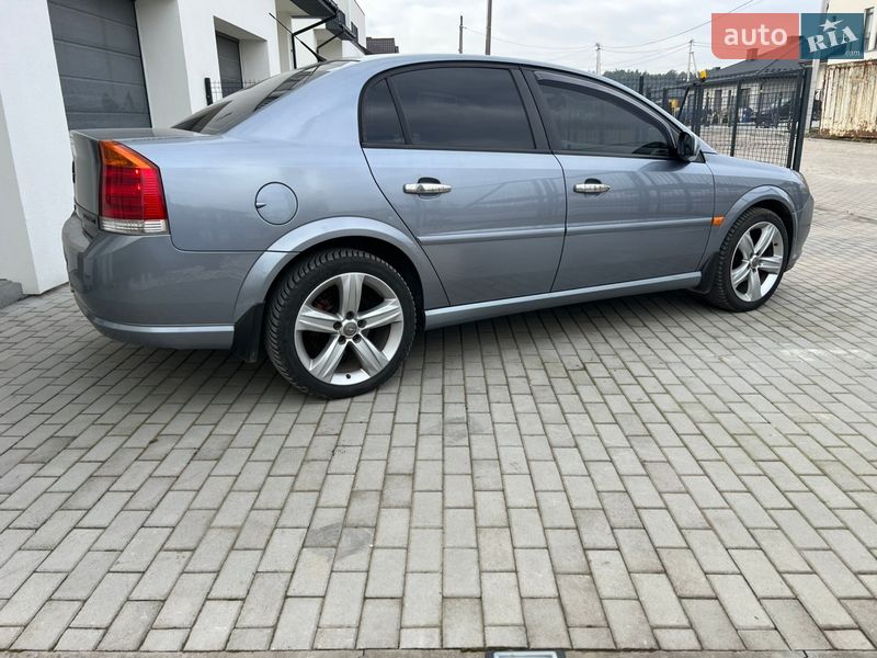 Седан Opel Vectra 2006 в Львове