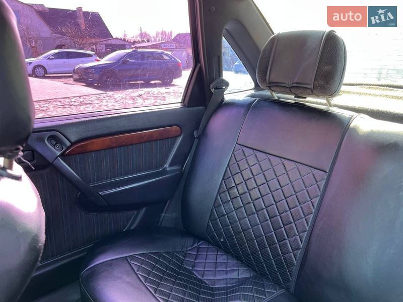 Седан Opel Vectra 1994 в Луцке