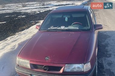 Седан Opel Vectra 1993 в Липовці