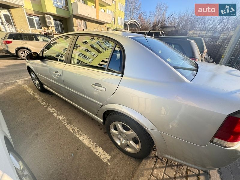 Седан Opel Vectra 2008 в Киеве