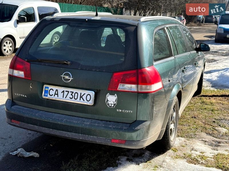 Универсал Opel Vectra 2004 в Ворзеле