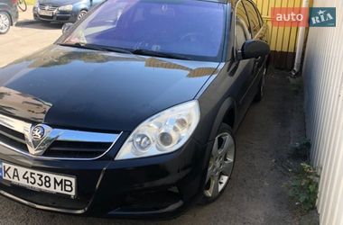 Лифтбек Opel Vectra 2006 в Литине