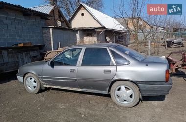 Седан Opel Vectra 1990 в Шептицькому