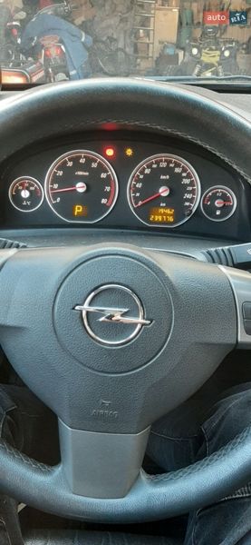 Ліфтбек Opel Vectra 2007 в Києві