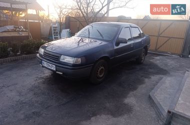 Седан Opel Vectra 1990 в Мироновке