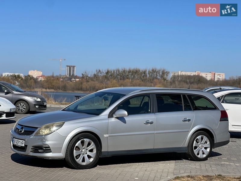 Універсал Opel Vectra 2008 в Рівному