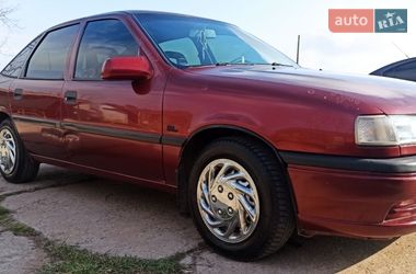 Лифтбек Opel Vectra 1992 в Покрове