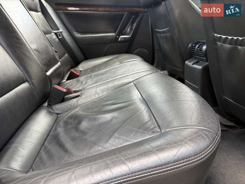 Седан Opel Vectra 2005 в Ровно