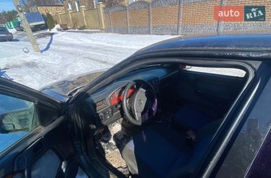 Седан Opel Vectra 1989 в Пересечном