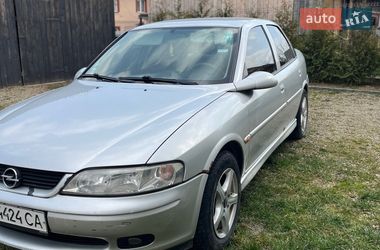 Седан Opel Vectra 2001 в Ивано-Франковске