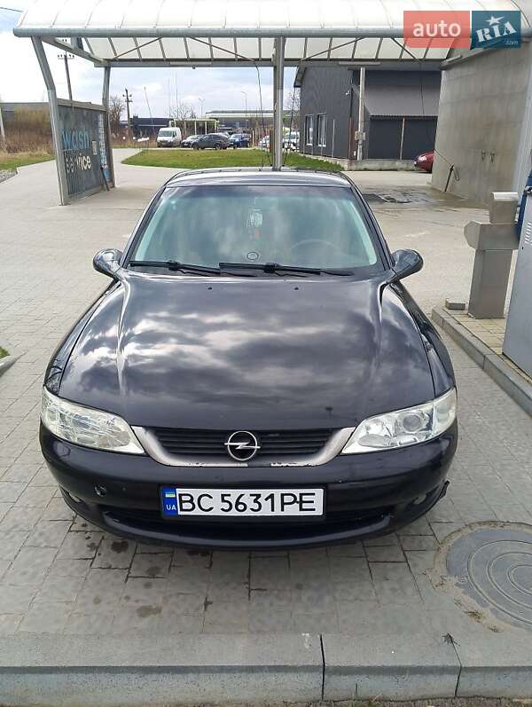 Универсал Opel Vectra 2001 в Буске