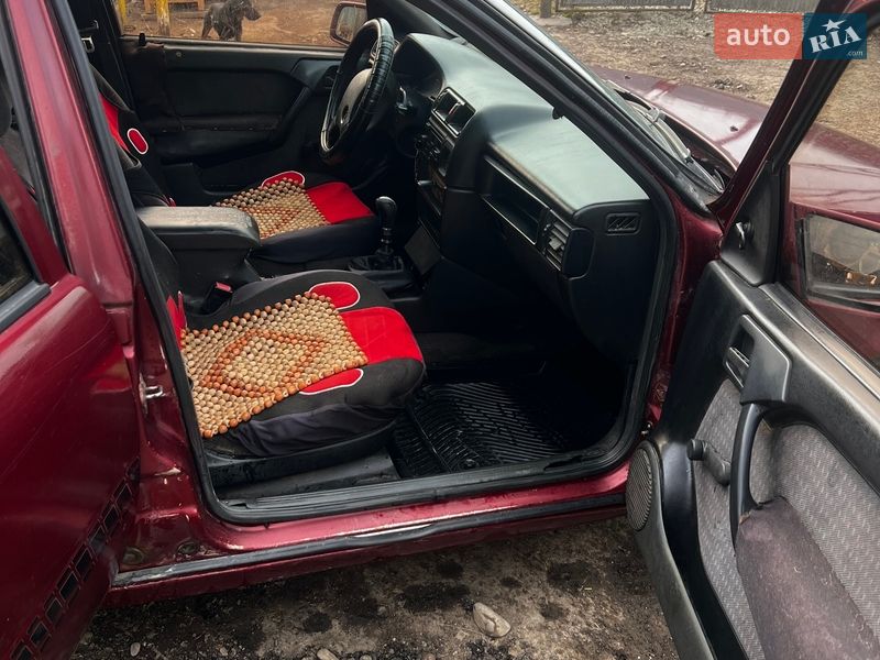 Седан Opel Vectra 1992 в Корытном