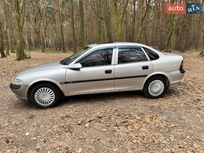 Седан Opel Vectra 1996 в Львові фото 5 Седан Opel Vectra 1996 в Львові
