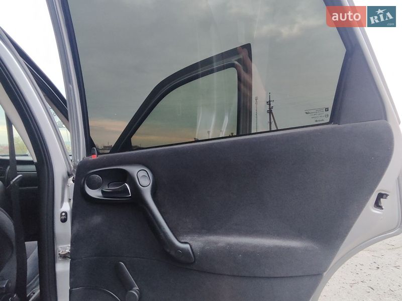 Седан Opel Vectra 2001 в Новомосковске фото 13 Седан Opel Vectra 2001 в Новомосковске