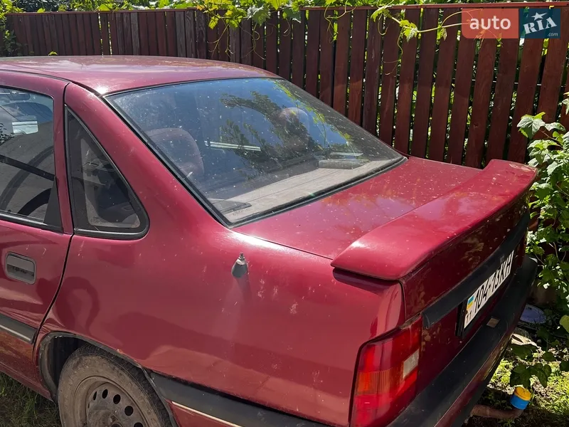 Opel Vectra 1989 VIN W0L000087K1141286 фото оголошення 6 з 46
