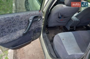 Ліфтбек Opel Vectra 1996 в Дніпрі